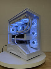Load image into Gallery viewer, LL-V100 W: Intel Core Ultra 7 265KF / 32GB DDR5 / 2TB SSD / RTX 5070 Ti Gaming PC
