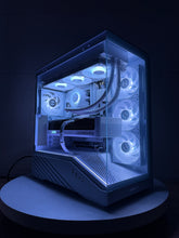 Load image into Gallery viewer, LL-V100 W: Intel Core Ultra 7 265KF / 32GB DDR5 / 2TB SSD / RTX 5070 Ti Gaming PC
